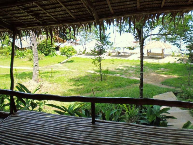Tapik Beach Park Guest House El Nido Exterior photo