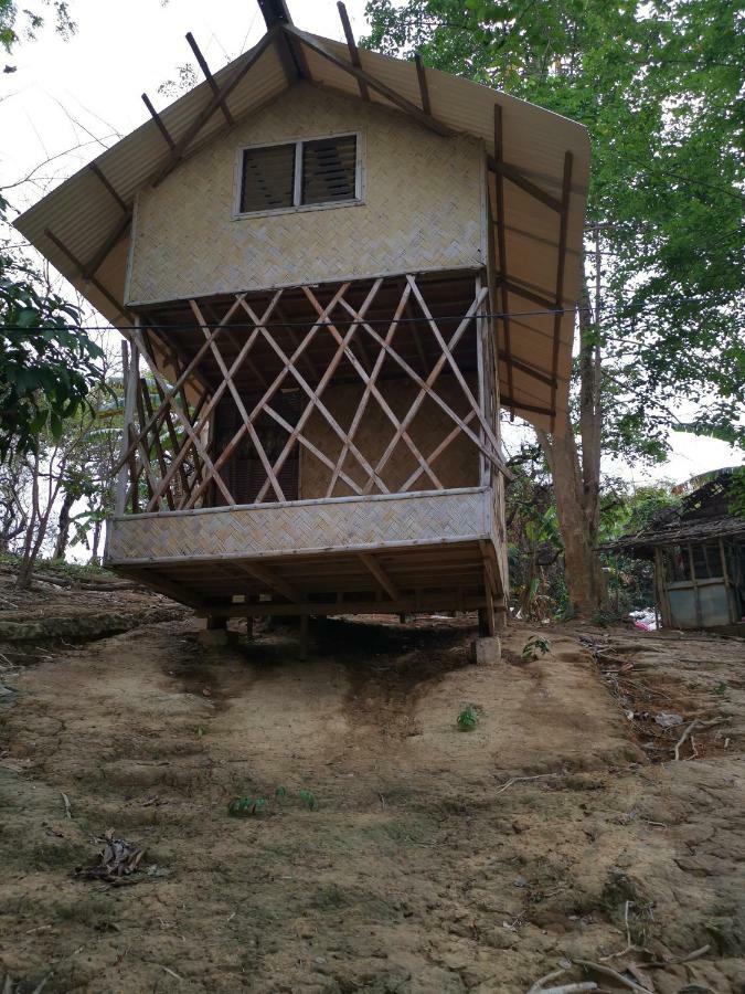 Tapik Beach Park Guest House El Nido Exterior photo