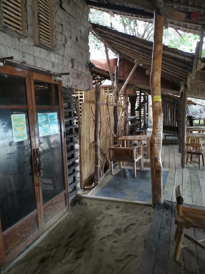 Tapik Beach Park Guest House El Nido Exterior photo