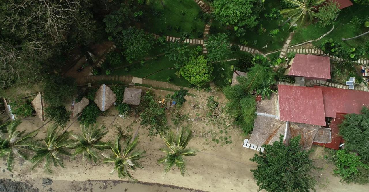 Tapik Beach Park Guest House El Nido Exterior photo