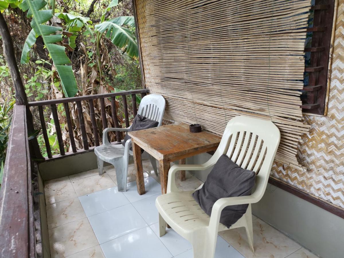 Tapik Beach Park Guest House El Nido Exterior photo